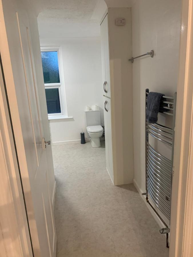 Fantastic Villa Bournemouth - Spa, Parking, Garden エクステリア 写真