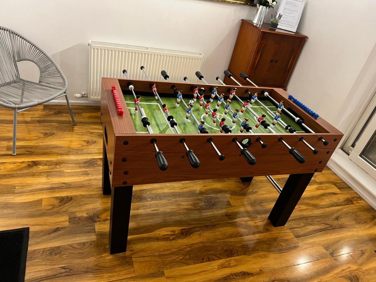 Fantastic Villa Bournemouth - Spa, Parking, Garden エクステリア 写真